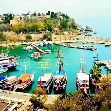 Διαμέρισμα Kaleici Muhtesem Dizayn Harika Teras Keyfi Ev