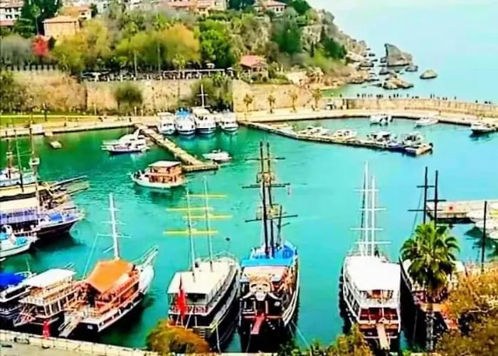 Apartament Kaleici Muhtesem Dizayn Harika Teras Keyfi Ev